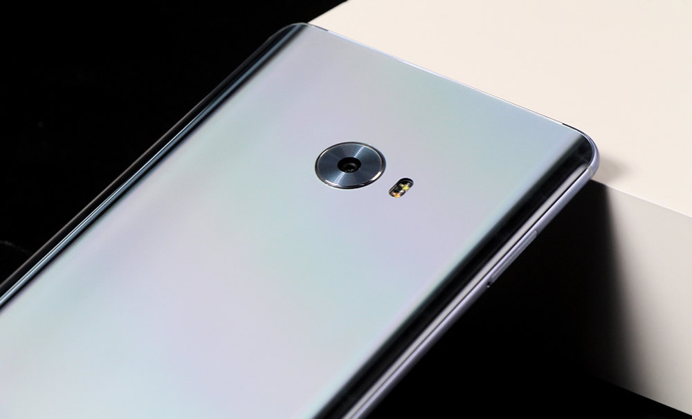 Xiaomi mi note 2 mobile phone