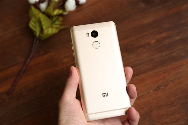 Xiaomi Redmi 4 mobile phone
